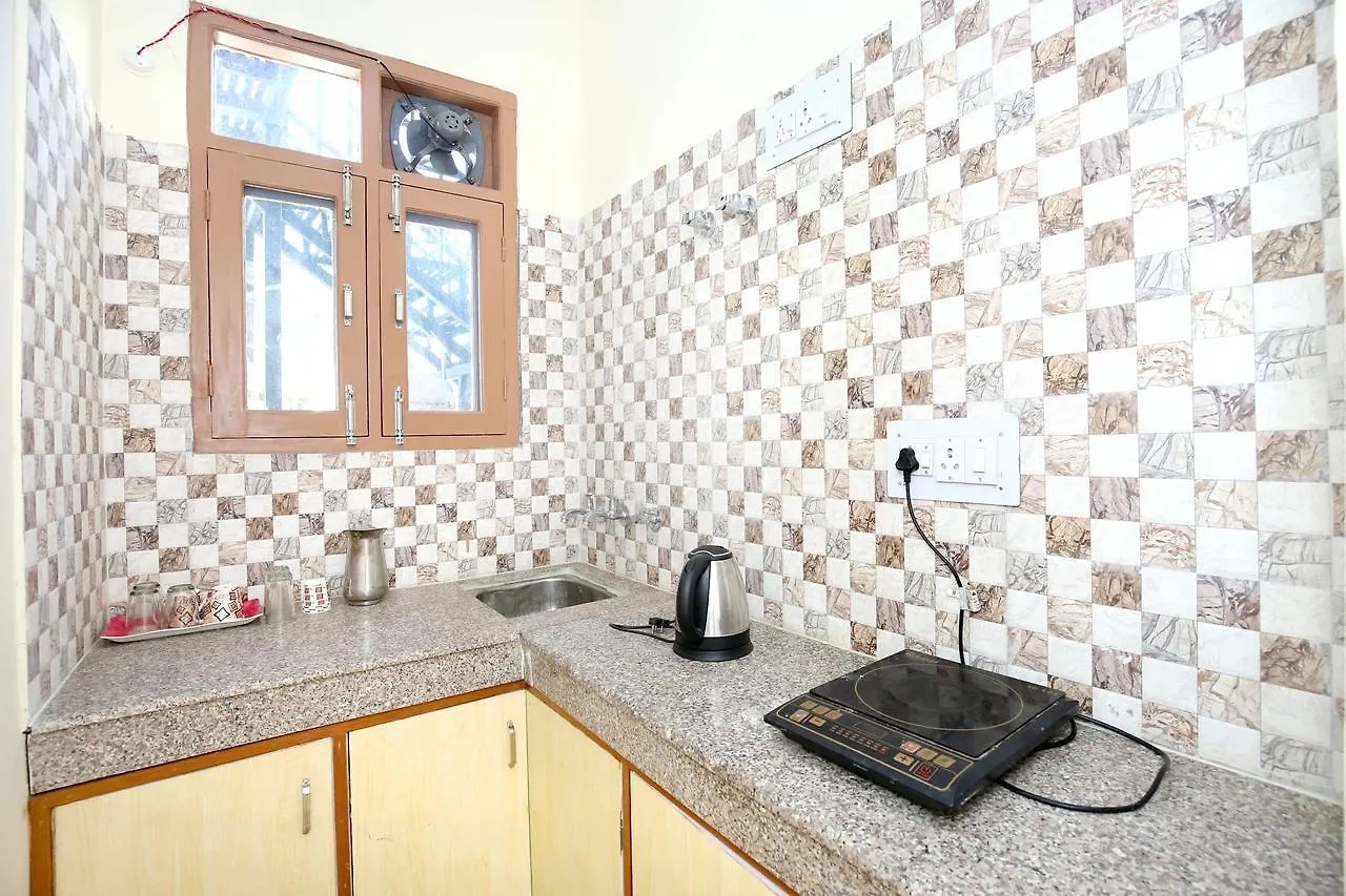 Oyo 12718 Home 1Bhk City View Shimla 0*,  India
