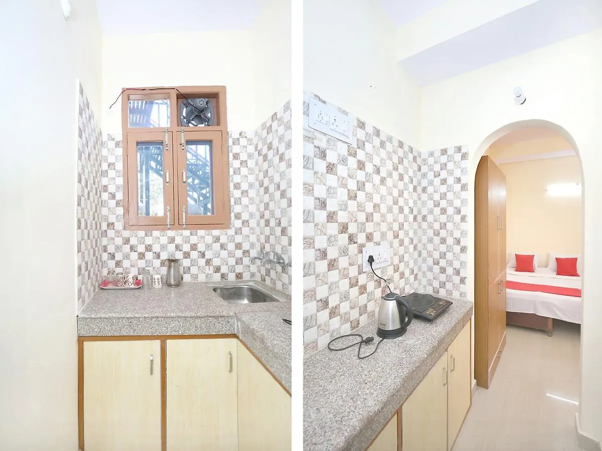 Oyo 12718 Home 1Bhk City View Shimla 0*,